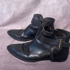 Black Leather Boots Size 7 Vintage